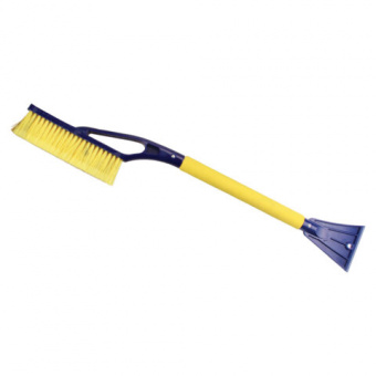 Щетка со скребком для снега автомобильная 69см Goodyear