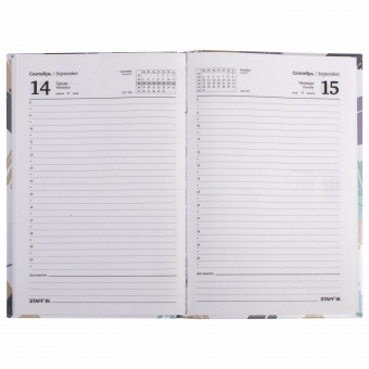 Ежедневник датированный 2022 (145х215 мм), А5, STAFF, ламинированная обложка, "Abstraction"